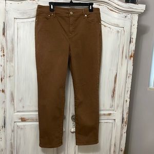 Chico’s so slimming girlfriend crop jeans